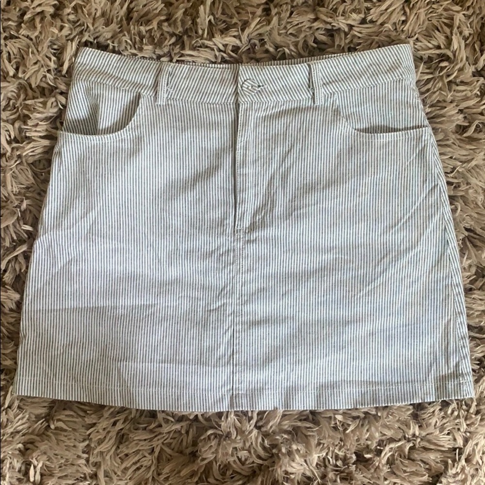 Forever 21 skirt